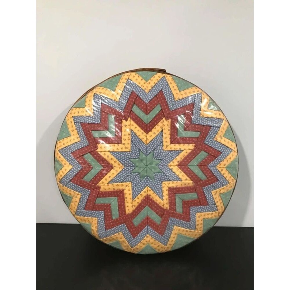 Vintage Quilted Star Patterned Wall Hanging